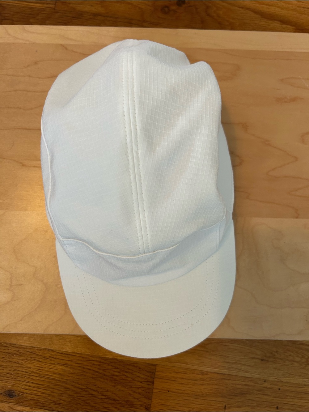 lululemon athletica White Performance Running Cap - Picture 4 of 6